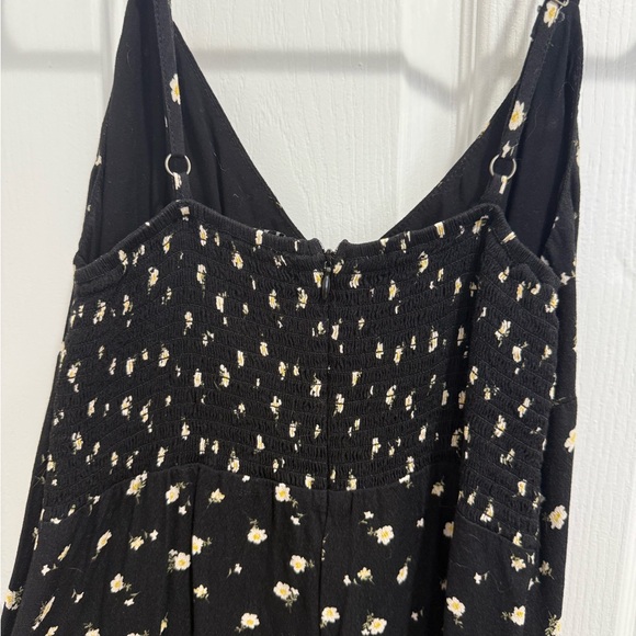 Audrey 3+1 Black Floral Midi Dress - Picture 4 of 5